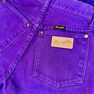 Vintage purple Wrangler jeans made in USA 🇺🇸